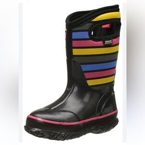 Bogs classic stripes kids winter boots size 6 Youth